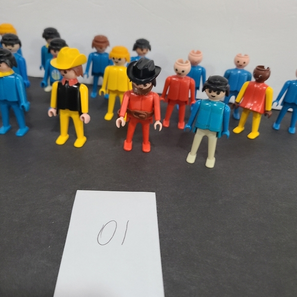 Vintage Playmobil Geobra figures lot 24 - Picture 11 of 11